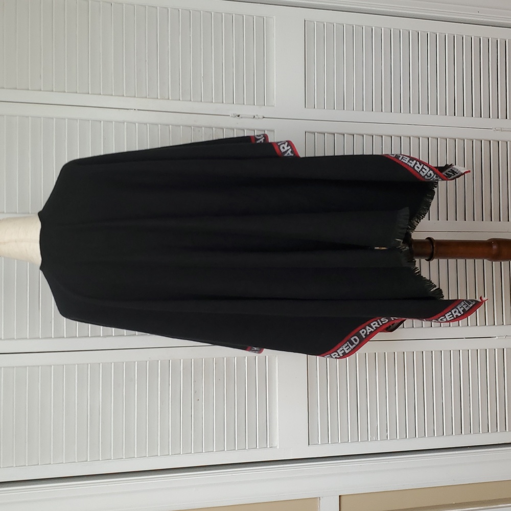 Karl Lagerfeld Black Cape with Red Accents - Picture 3 of 5